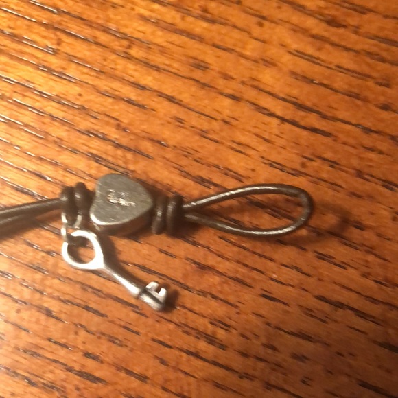 NWOT! Bracelet - Leather/Rhinestone bling! - Picture 5 of 5